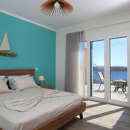 Willa Melias, Luxurious With Superb View Of The Islands, 400 M From The Sea *