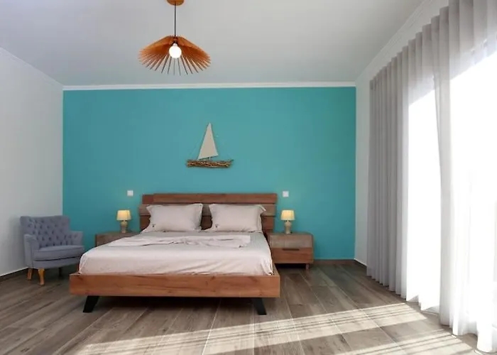 Melias, Luxurious With Superb View Of The Islands, 400 M From The Sea